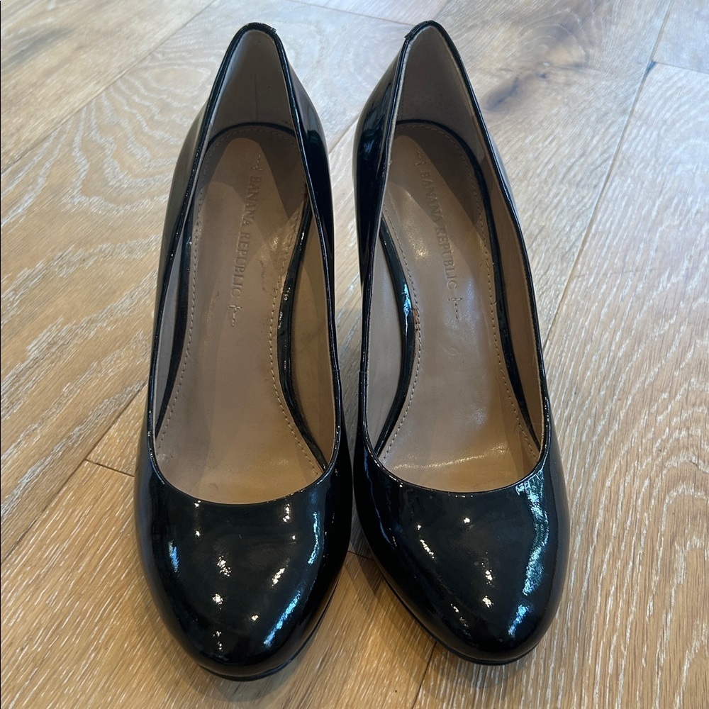 Banana Republic Wedges - Picture 2 of 10